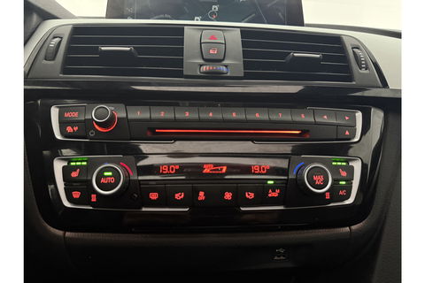 BMW 3-serie 320d High Executive M-Sport 191PK Pano Leder LED 19"LMV Clima Cruise Navi PDC Stoelverw.