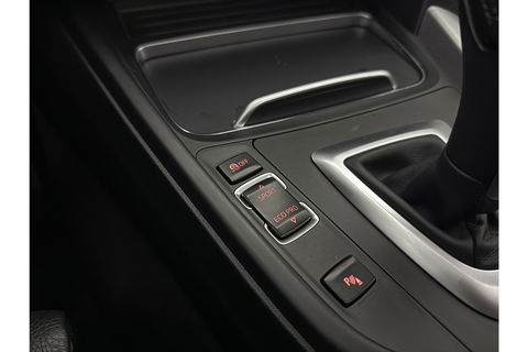 BMW 3-serie 320d High Executive M-Sport 191PK Pano Leder LED 19"LMV Clima Cruise Navi PDC Stoelverw.
