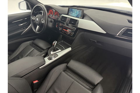 BMW 3-serie 320d High Executive M-Sport 191PK Pano Leder LED 19"LMV Clima Cruise Navi PDC Stoelverw.