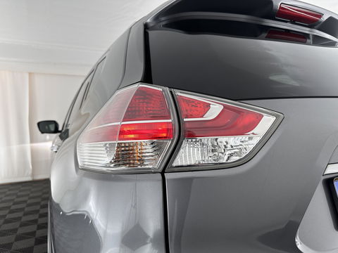 Nissan X-Trail 1.6 dCi Tekna Aut. *PANO | LUXURY-LEATHER | LED-LIGHTS | TOP-VIEW | JBL-AUDIO | BLINDSPOT | KEYLESS | HEATED-COMFORT-SEATS | NAVI-FULLMAP | 19''ALU*