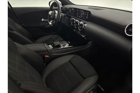 Mercedes-Benz A-Klasse 180 d AMG Pano LED Virtual Camera Carplay Clima Cruise Navi PDC 18"LMV