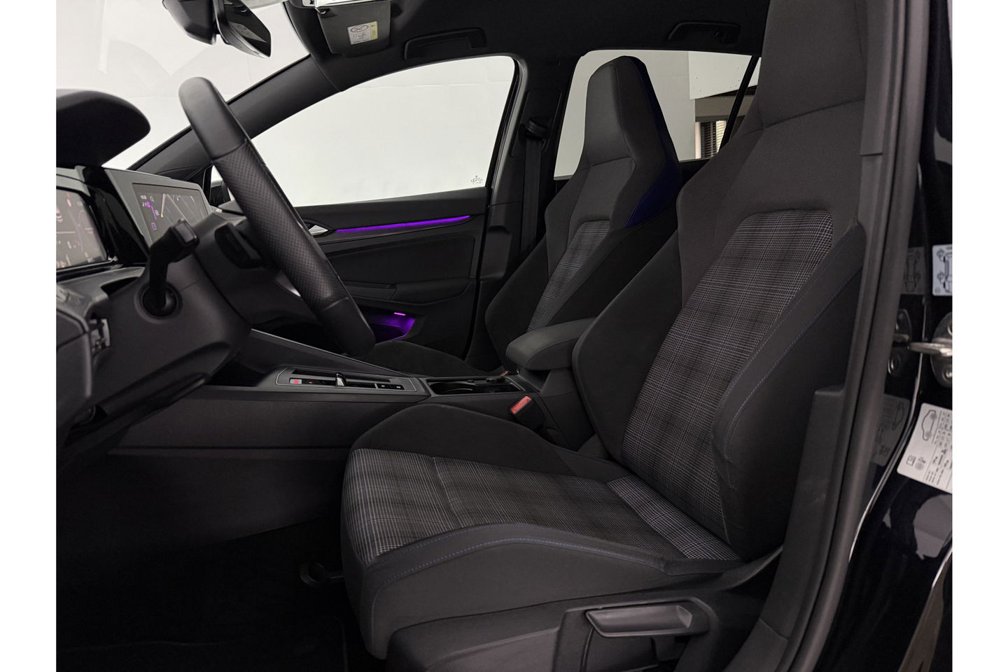 Volkswagen Golf 1.4 GTE 245PK Hybride DSG Sfeer Carplay ACC IQ-Lights LED Virtual Clima Navi 18"LMV Stoel/Stuurverwarming PDC