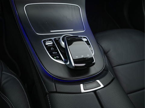 Mercedes-Benz E-Klasse 200 d Business Solution Sport AMG Aut. *PANO | FULL-LEATHER | MULTI-BEAM | WIDE-SCREEN-DIGI-COCKPIT | AMBIENT-LIGHT | SURROUND-VIEW | BLIND-SPOT | MEMORY-PACK | DAB+ | NAVI-FULLMAP | APP.CONNECT | COMFORT-SEATS | 19''ALU*