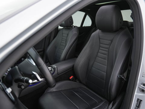 Mercedes-Benz E-Klasse 200 d Business Solution Sport AMG Aut. *PANO | FULL-LEATHER | MULTI-BEAM | WIDE-SCREEN-DIGI-COCKPIT | AMBIENT-LIGHT | SURROUND-VIEW | BLIND-SPOT | MEMORY-PACK | DAB+ | NAVI-FULLMAP | APP.CONNECT | COMFORT-SEATS | 19''ALU*