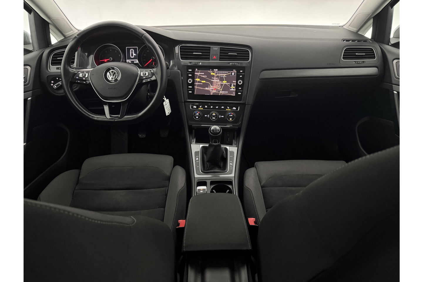 Volkswagen Golf 1.0 TSI Carplay Clima LED Trekhaak Navi Adaptive Cruise DAB+ PDC 16"LMV Stoelverw.