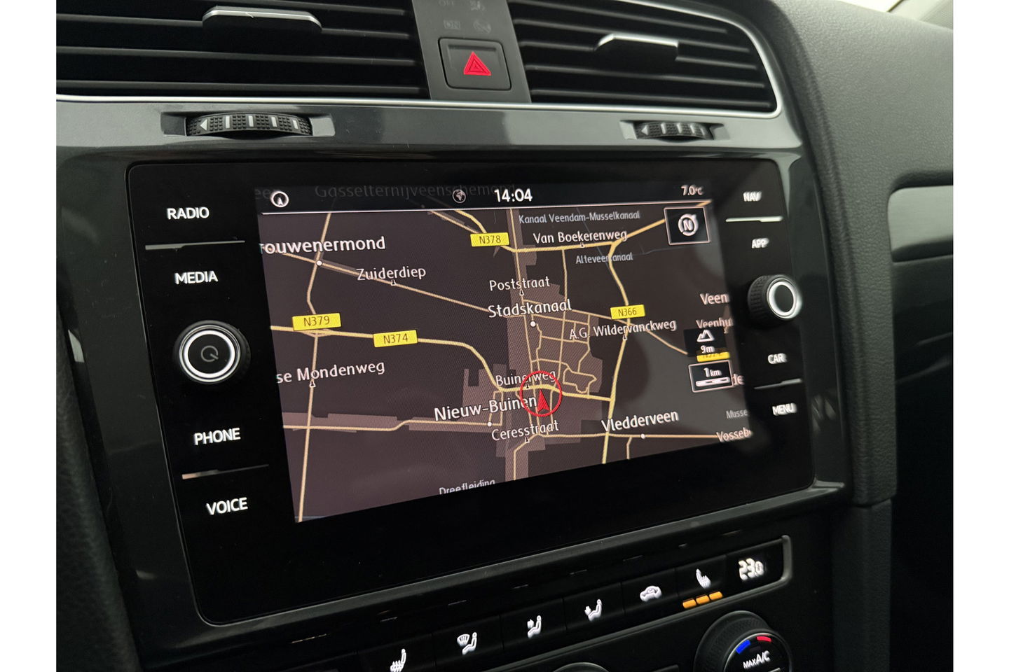 Volkswagen Golf 1.0 TSI Carplay Clima LED Trekhaak Navi Adaptive Cruise DAB+ PDC 16"LMV Stoelverw.