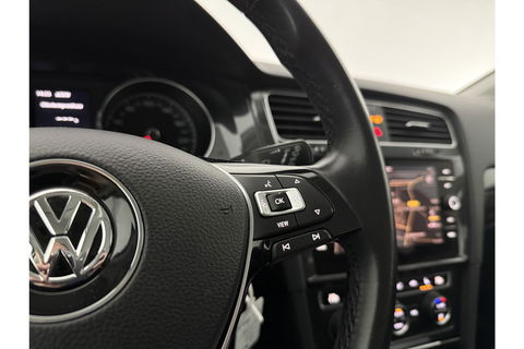 Volkswagen Golf 1.0 TSI Carplay Clima LED Trekhaak Navi Adaptive Cruise DAB+ PDC 16"LMV Stoelverw.