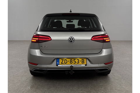 Volkswagen Golf 1.0 TSI Carplay Clima LED Trekhaak Navi Adaptive Cruise DAB+ PDC 16"LMV Stoelverw.