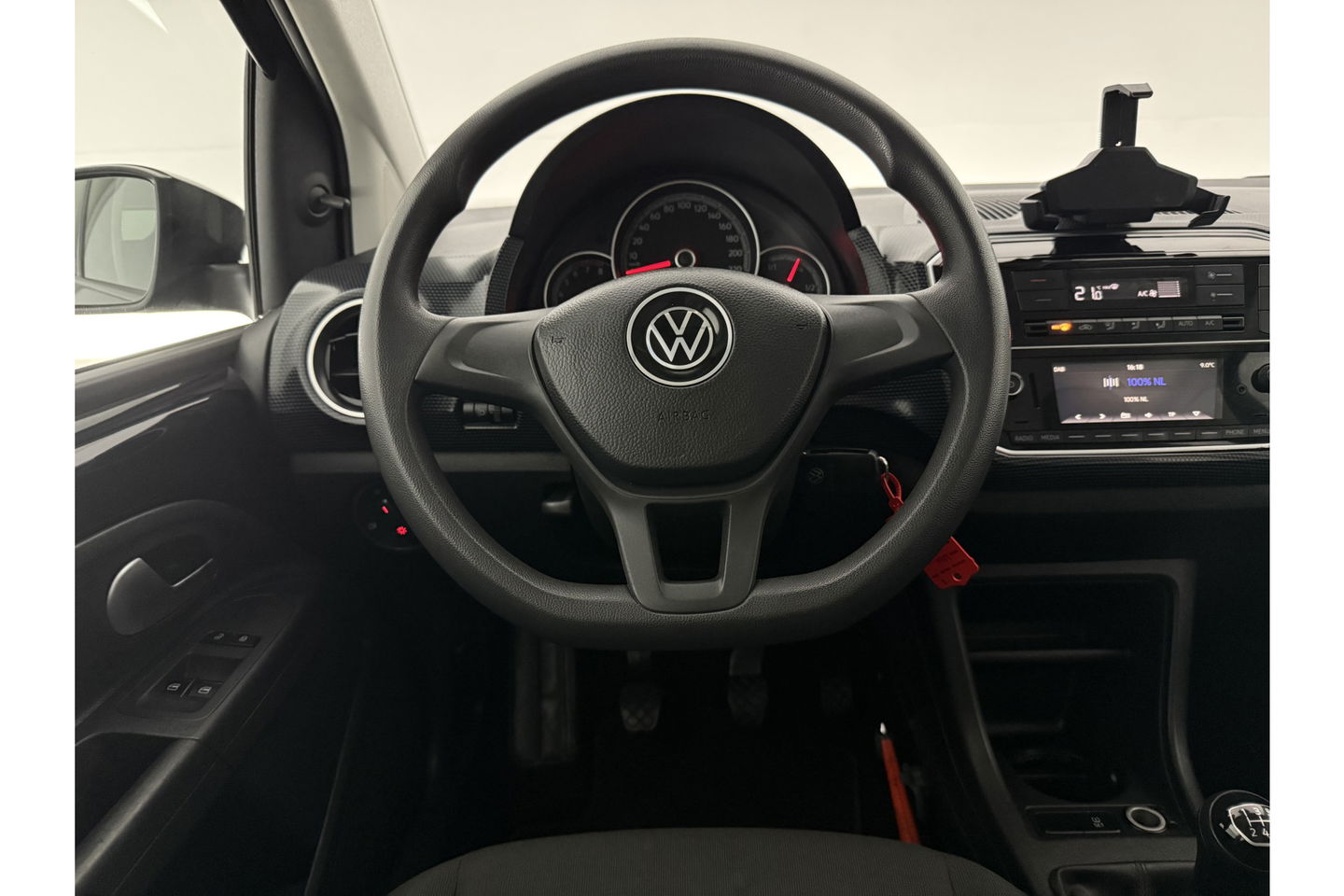 Volkswagen up! 1.0 Airco LED Camera Cruise DAB+ Bluetooth Parkeersensoren