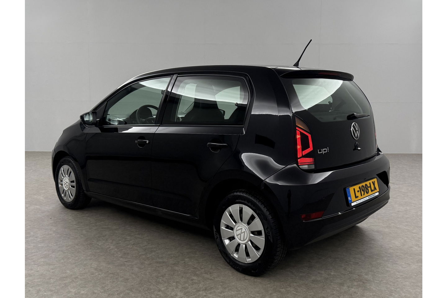 Volkswagen up! 1.0 Airco LED Camera Cruise DAB+ Bluetooth Parkeersensoren