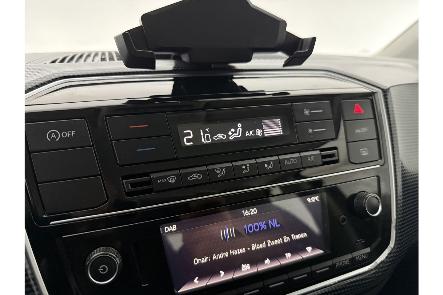 Volkswagen up! 1.0 Airco LED Camera Cruise DAB+ Bluetooth Parkeersensoren