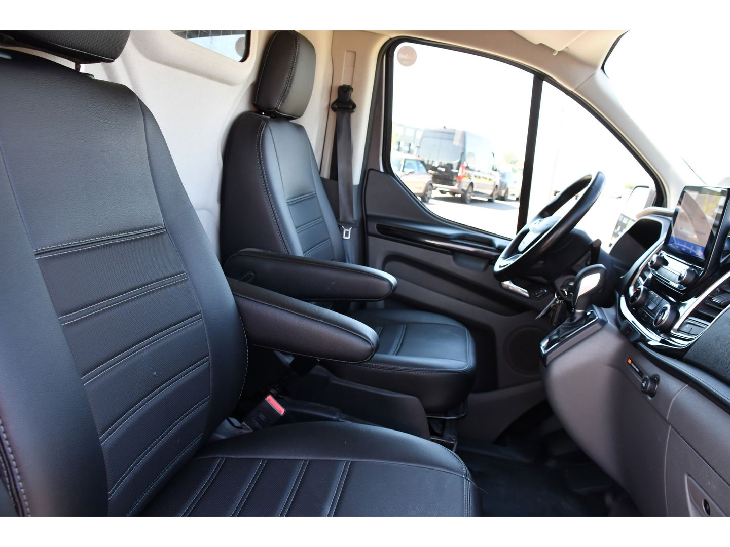 Ford Transit Custom 300 2.0 TDCI L2H1 Limited Sport Edition Adaptive Cruise, Camera, Carplay, 170PK, 2 x Schuifdeur, Automaat, Airbag, BOM VOL!