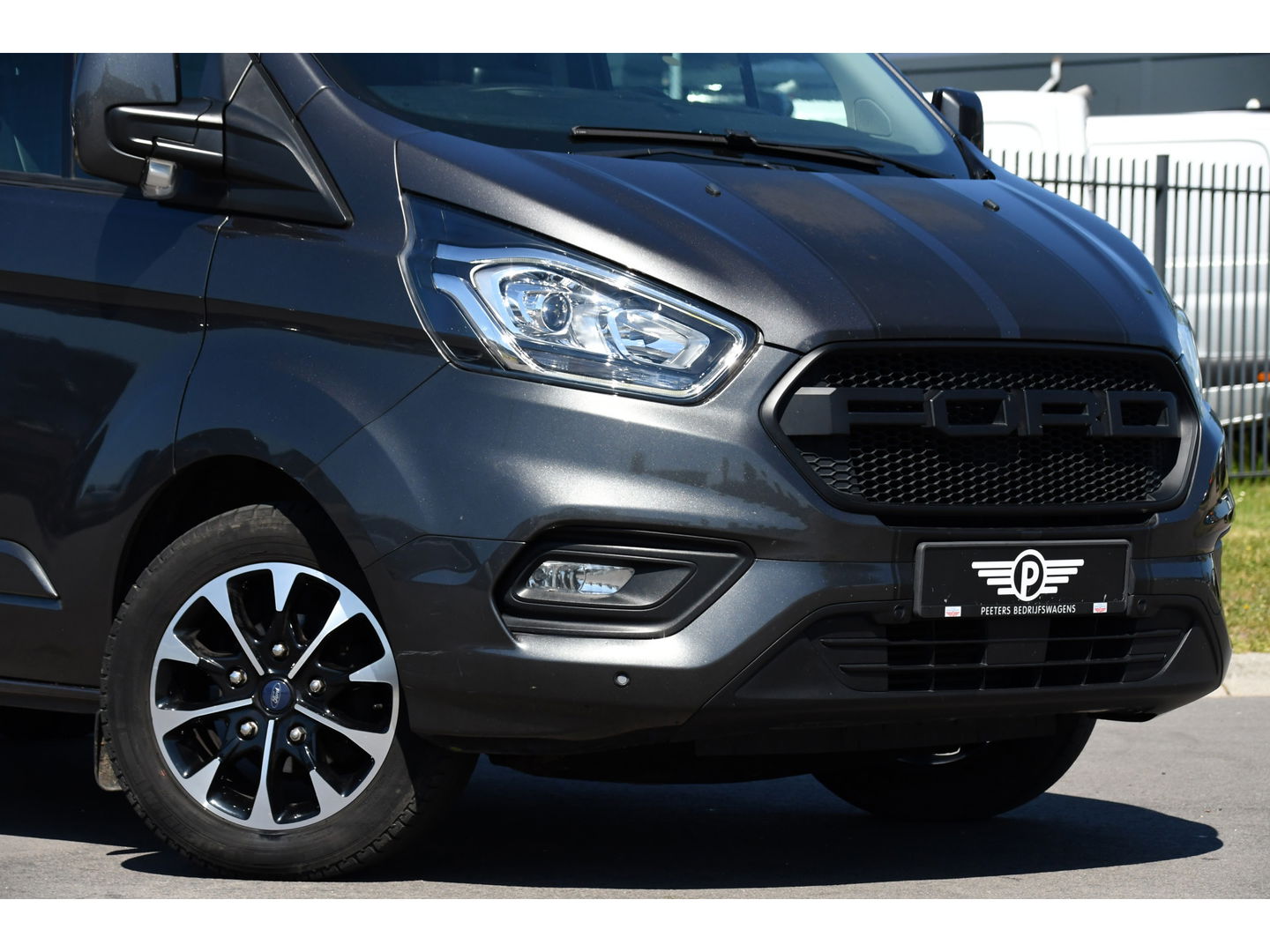 Ford Transit Custom 300 2.0 TDCI L2H1 Limited Sport Edition Adaptive Cruise, Camera, Carplay, 170PK, 2 x Schuifdeur, Automaat, Airbag, BOM VOL!