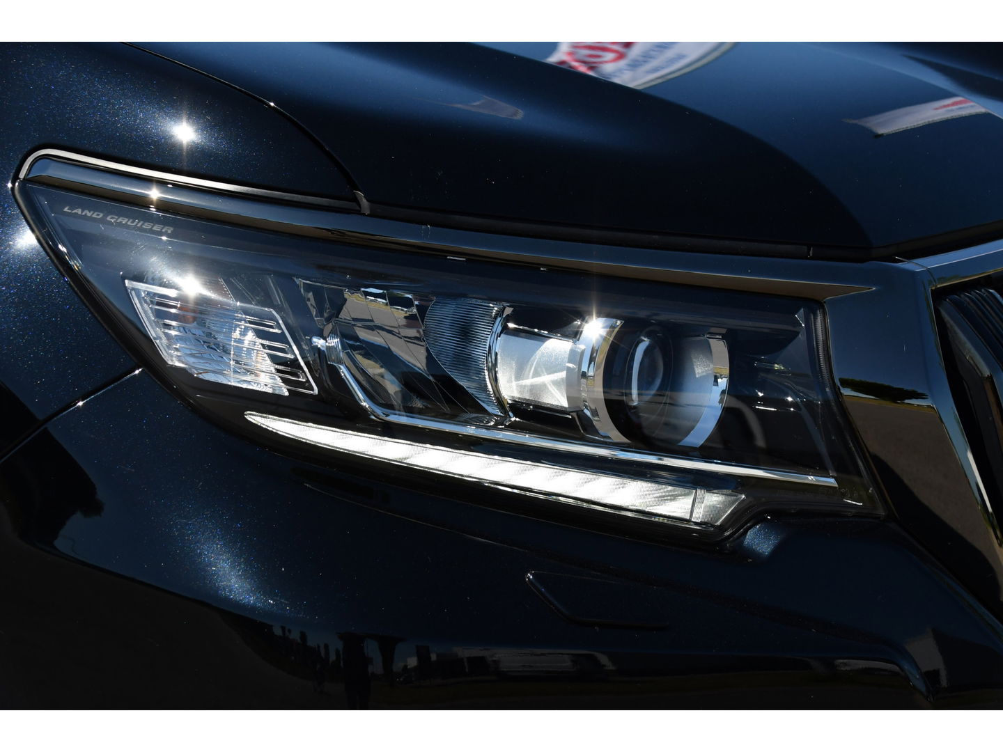 Toyota Land Cruiser 2.8 D-4D-F Professional High Black Edition Full Options, 360 camera, 5 deurs, LED, Leder, Automaat, Multimedia, Trekhaak 3500KG, uniek!