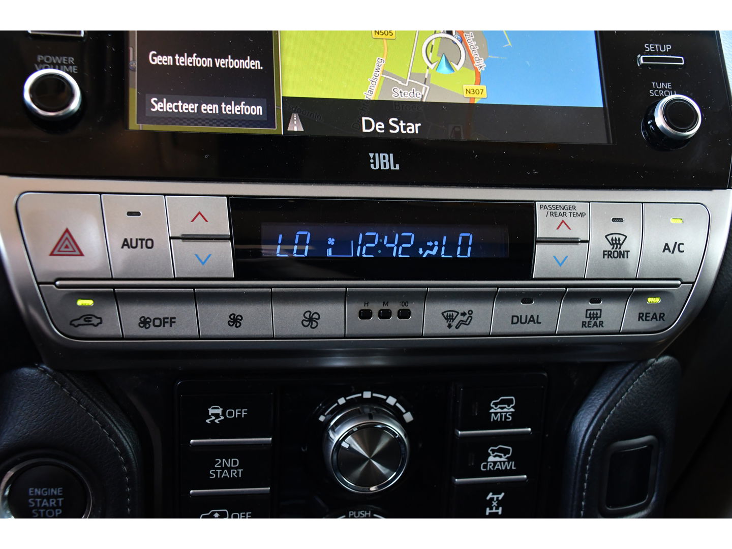 Toyota Land Cruiser 2.8 D-4D-F Professional High Black Edition Full Options, 360 camera, 5 deurs, LED, Leder, Automaat, Multimedia, Trekhaak 3500KG, uniek!