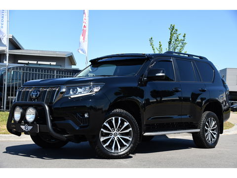 Toyota Land Cruiser 2.8 D-4D-F Professional High Black Edition Full Options, 360 camera, 5 deurs, LED, Leder, Automaat, Multimedia, Trekhaak 3500KG, uniek!