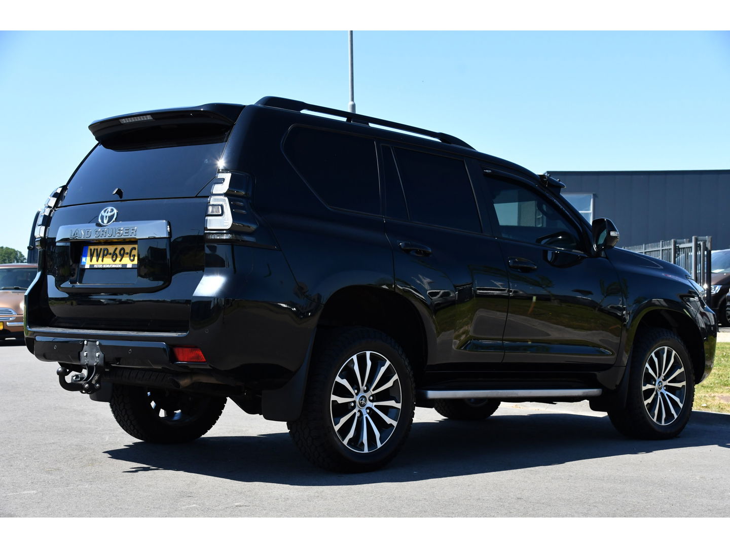 Toyota Land Cruiser 2.8 D-4D-F Professional High Black Edition Full Options, 360 camera, 5 deurs, LED, Leder, Automaat, Multimedia, Trekhaak 3500KG, uniek!