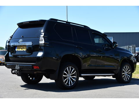 Toyota Land Cruiser 2.8 D-4D-F Professional High Black Edition Full Options, 360 camera, 5 deurs, LED, Leder, Automaat, Multimedia, Trekhaak 3500KG, uniek!