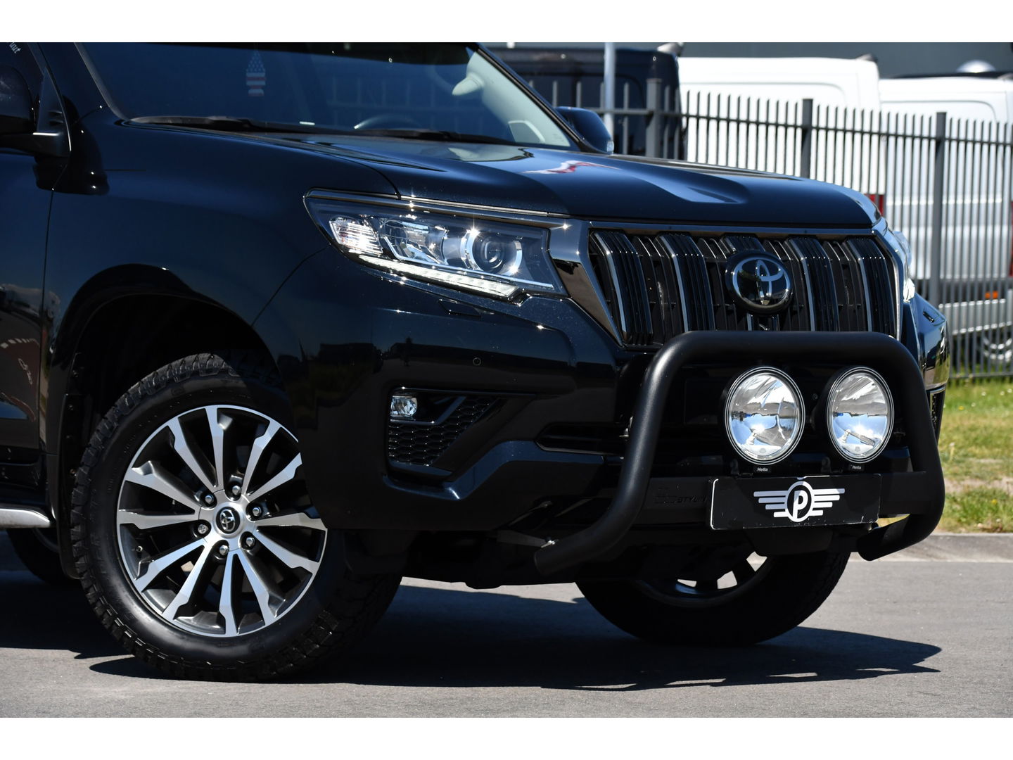 Toyota Land Cruiser 2.8 D-4D-F Professional High Black Edition Full Options, 360 camera, 5 deurs, LED, Leder, Automaat, Multimedia, Trekhaak 3500KG, uniek!