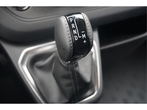 Renault Trafic 170PK L2H1 LUXE EDC AUT BPM VRIJ!! Navi, Camera, LM Velg, LED!! NR. 304
