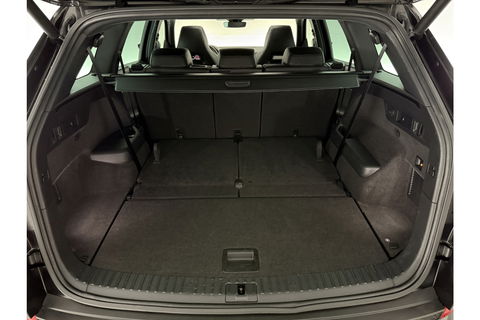 Škoda Kodiaq 1.5 TSI Sportline Business 7p. 150PK DSG Pano Virtual LED Camera Carplay Memory Trekhaak 19"LMV Clima Cruise Navi PDC