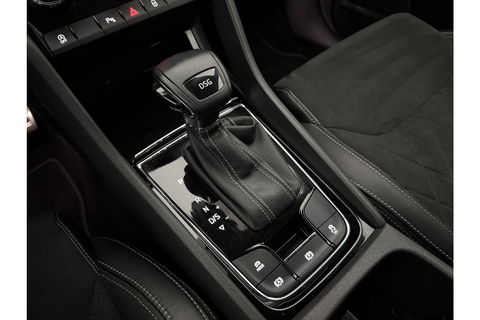 Škoda Kodiaq 1.5 TSI Sportline Business 7p. 150PK DSG Pano Virtual LED Camera Carplay Memory Trekhaak 19"LMV Clima Cruise Navi PDC