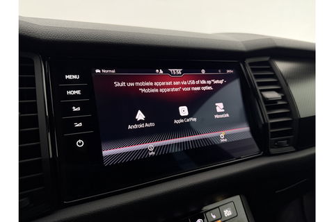 Škoda Kodiaq 1.5 TSI Sportline Business 7p. 150PK DSG Pano Virtual LED Camera Carplay Memory Trekhaak 19"LMV Clima Cruise Navi PDC
