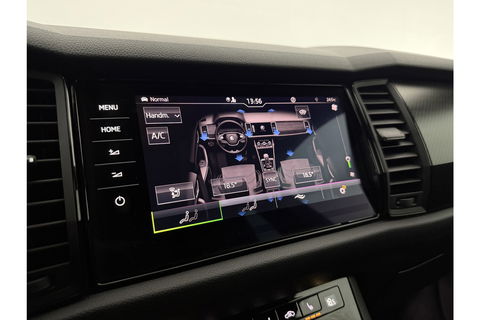 Škoda Kodiaq 1.5 TSI Sportline Business 7p. 150PK DSG Pano Virtual LED Camera Carplay Memory Trekhaak 19"LMV Clima Cruise Navi PDC