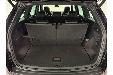 Škoda Kodiaq 1.5 TSI Sportline Business 7p. 150PK DSG Pano Virtual LED Camera Carplay Memory Trekhaak 19"LMV Clima Cruise Navi PDC