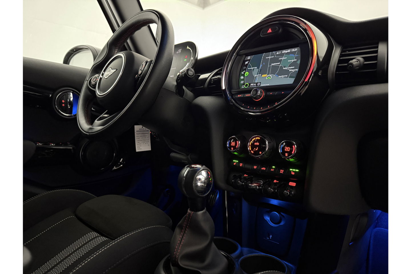 MINI Cooper 1.5 Cooper Dalston Edition LED Virtual Carplay Clima Cruise Navi Parelmoer PDC 17"LMV