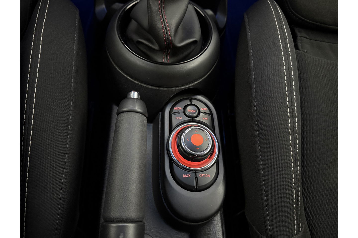 MINI Cooper 1.5 Cooper Dalston Edition LED Virtual Carplay Clima Cruise Navi Parelmoer PDC 17"LMV