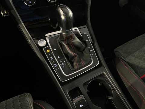 Volkswagen Golf 2.0 TSI GTI Performance Pano|Keyless|ACC|DCC