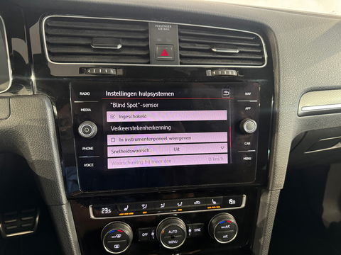 Volkswagen Golf 2.0 TSI GTI Performance Pano|Keyless|ACC|DCC