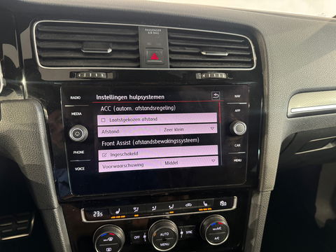 Volkswagen Golf 2.0 TSI GTI Performance Pano|Keyless|ACC|DCC