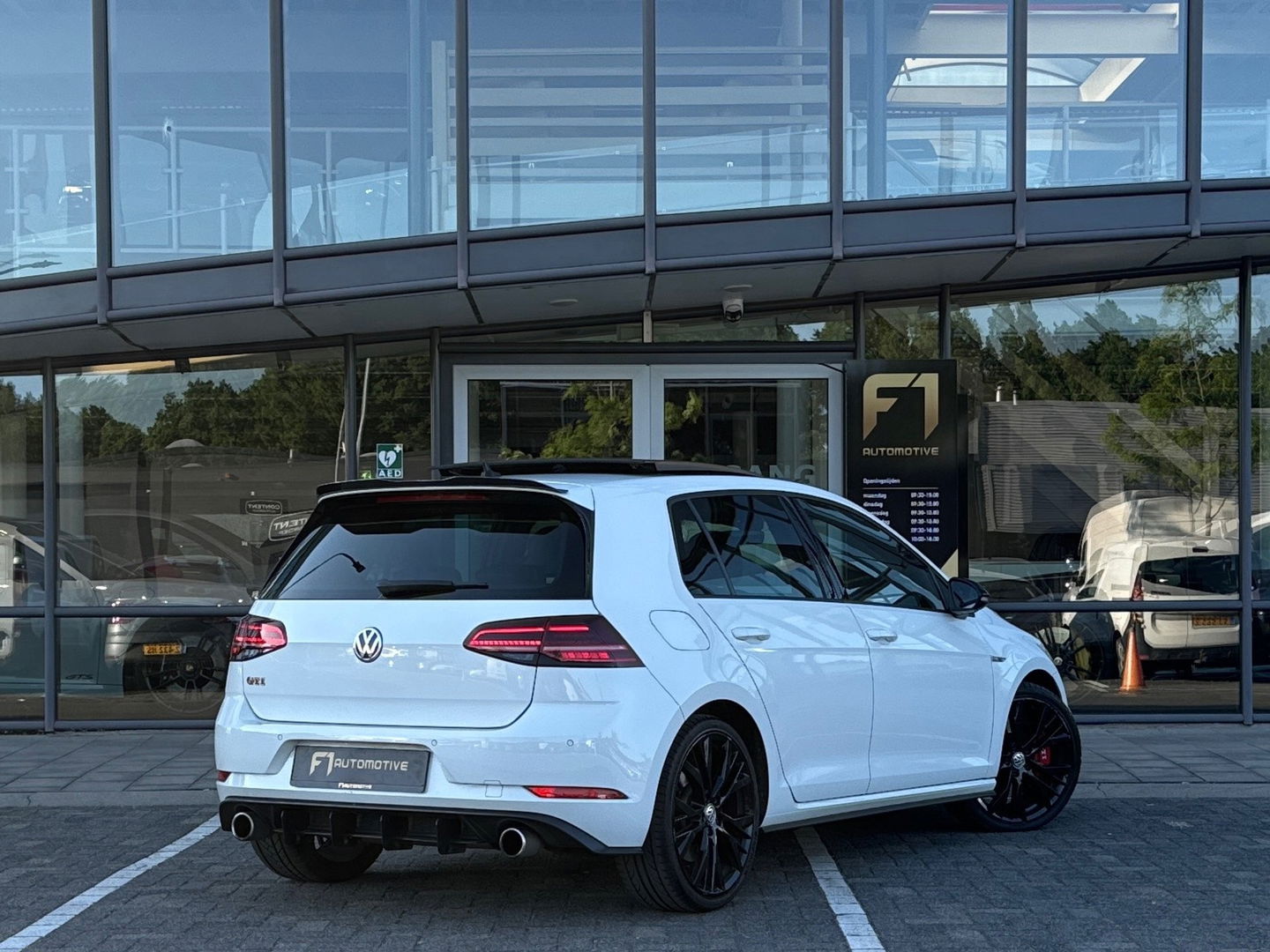 Volkswagen Golf 2.0 TSI GTI Performance Pano|Keyless|ACC|DCC