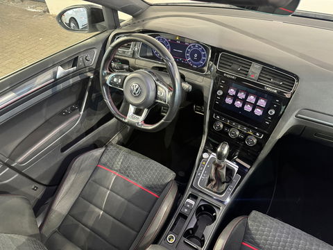 Volkswagen Golf 2.0 TSI GTI Performance Pano|Keyless|ACC|DCC