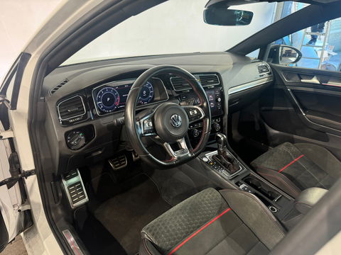 Volkswagen Golf 2.0 TSI GTI Performance Pano|Keyless|ACC|DCC