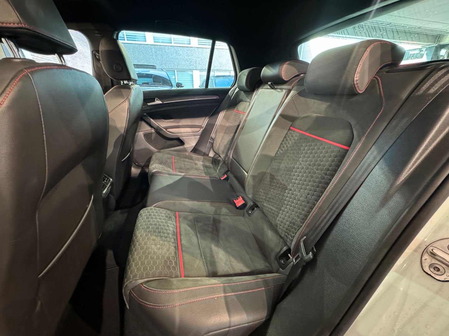 Volkswagen Golf 2.0 TSI GTI Performance Pano|Keyless|ACC|DCC