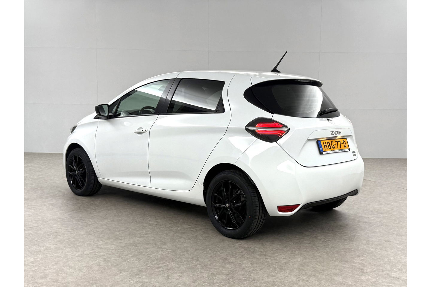 Renault ZOE R110 Life 52 kWh | Huur Accu | Black pack 109PK Elektrisch Automaat Virtual Airco Carplay Cruise 16"LMV