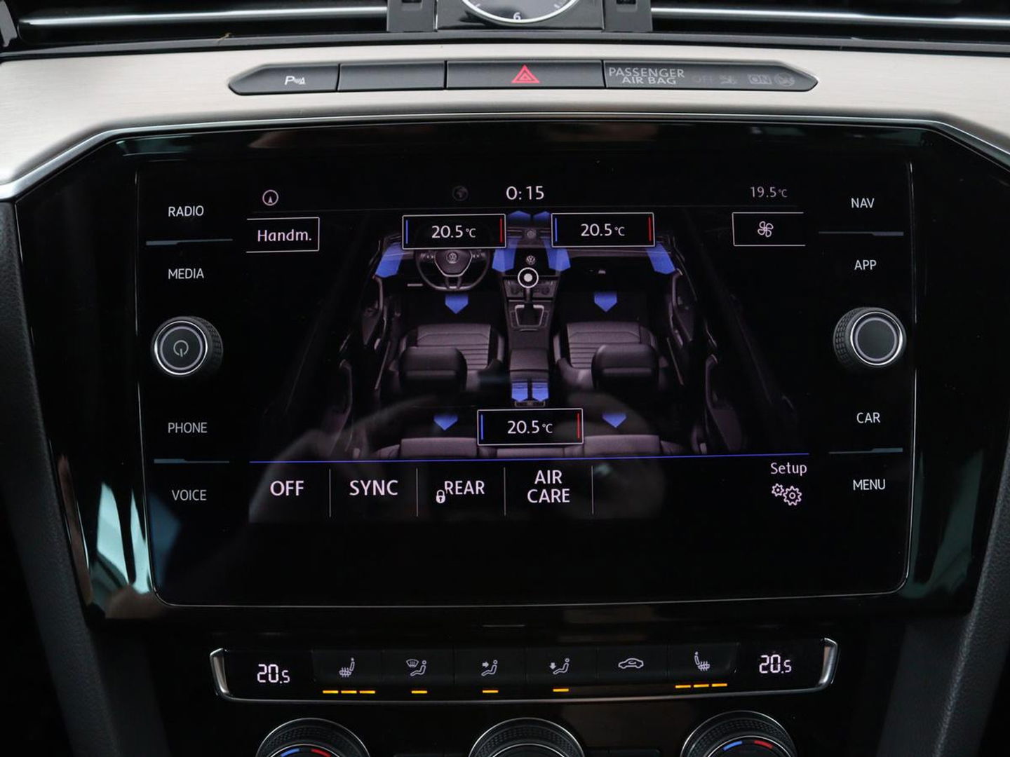 Volkswagen Passat 1.4 TSI R Line | 1e eigenaar | Trekhaak | Stoelverwarming | Carplay | Leder/Alcantara | Navigatie | Full LED | Adaptive cruise | Parkeerhulp | Climate control