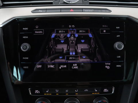 Volkswagen Passat 1.4 TSI R Line | 1e eigenaar | Trekhaak | Stoelverwarming | Carplay | Leder/Alcantara | Navigatie | Full LED | Adaptive cruise | Parkeerhulp | Climate control
