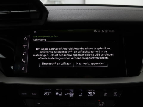 Audi A3 30 TFSI S edition | Carplay | Trekhaak | Sportstoelen | Navigatie | Virtual Cockpit | Half leder | Full LED | Climate control | Cruise control | Getint glas