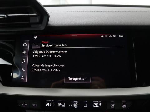 Audi A3 30 TFSI S edition | Carplay | Trekhaak | Sportstoelen | Navigatie | Virtual Cockpit | Half leder | Full LED | Climate control | Cruise control | Getint glas