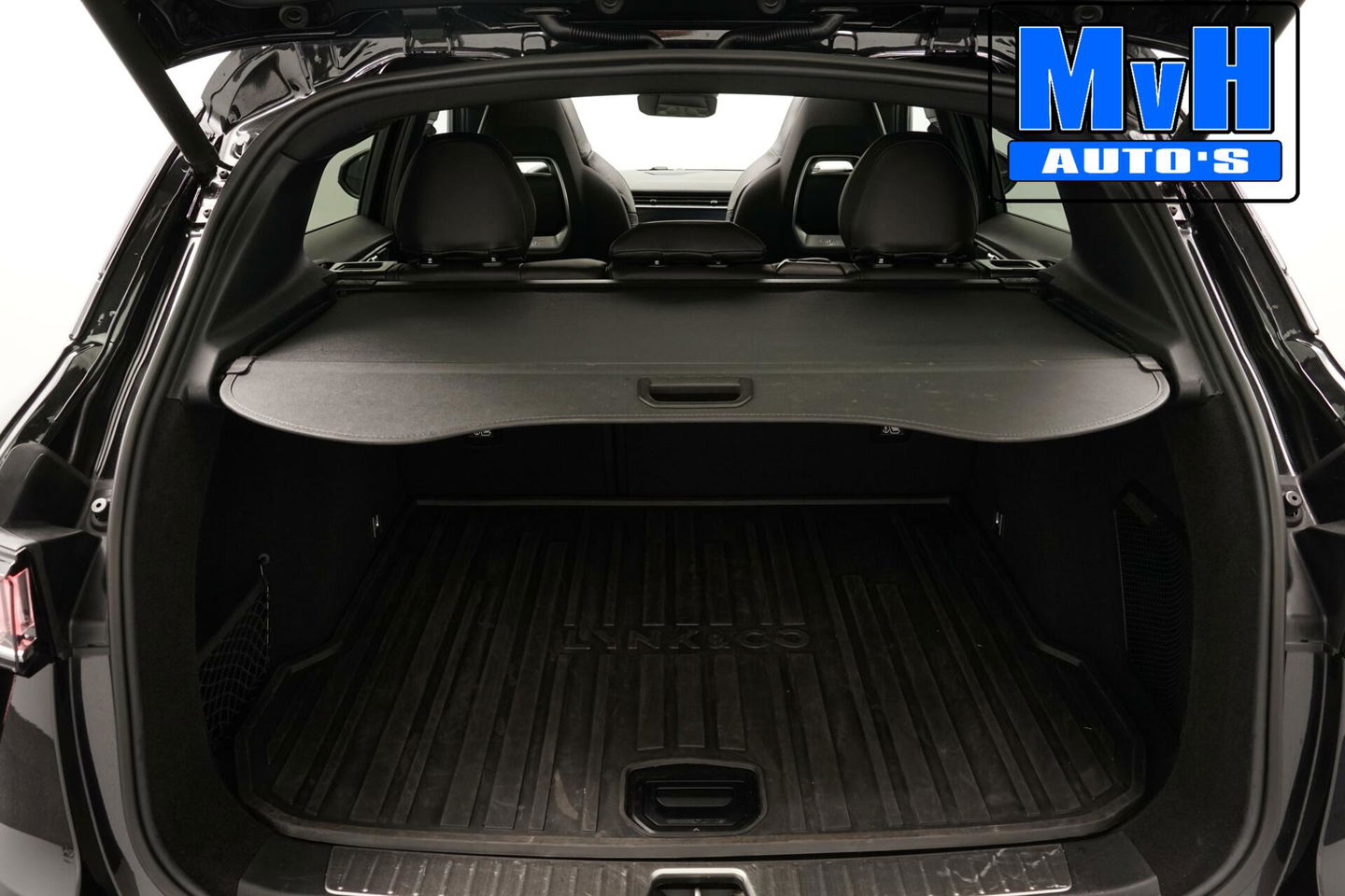 Lynk & Co 01 1.5 PHEV|FULL BLACK XXL|LEER|ZWARTE.HEMEL|NAP