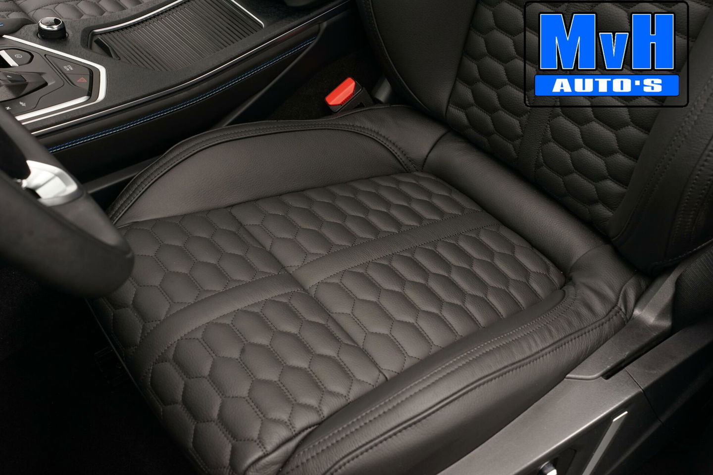 Lynk & Co 01 1.5 PHEV|FULL BLACK XXL|LEER|ZWARTE.HEMEL|NAP