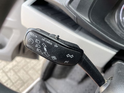 Volkswagen Transporter 2.0 TDI L1H1 26 Economy Business / vaste prijs rijklaar € 20.950 ex btw / euro 6 diesel / bpm vrij / airco / cruise control / achteruit rijcamera / trekhaak / pdc achter