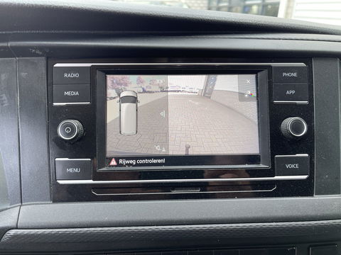 Volkswagen Transporter 2.0 TDI L1H1 26 Economy Business / vaste prijs rijklaar € 20.950 ex btw / euro 6 diesel / bpm vrij / airco / cruise control / achteruit rijcamera / trekhaak / pdc achter