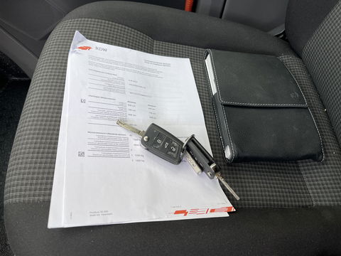 Volkswagen Transporter 2.0 TDI L1H1 26 Economy Business / vaste prijs rijklaar € 20.950 ex btw / euro 6 diesel / bpm vrij / airco / cruise control / achteruit rijcamera / trekhaak / pdc achter