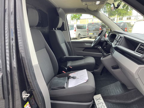 Volkswagen Transporter 2.0 TDI L1H1 26 Economy Business / vaste prijs rijklaar € 20.950 ex btw / euro 6 diesel / bpm vrij / airco / cruise control / achteruit rijcamera / trekhaak / pdc achter