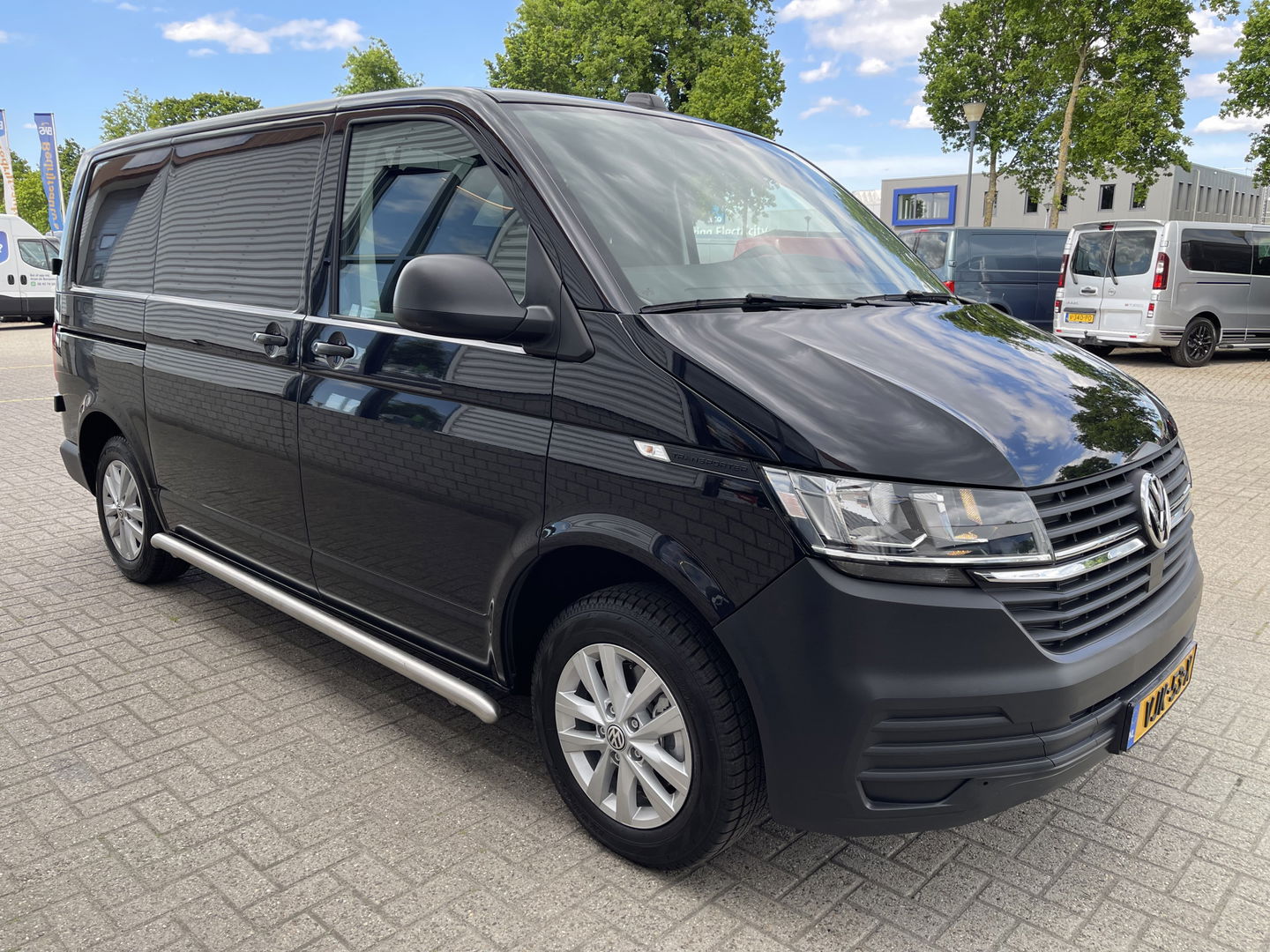 Volkswagen Transporter 2.0 TDI L1H1 26 Economy Business / vaste prijs rijklaar € 20.950 ex btw / euro 6 diesel / bpm vrij / airco / cruise control / achteruit rijcamera / trekhaak / pdc achter